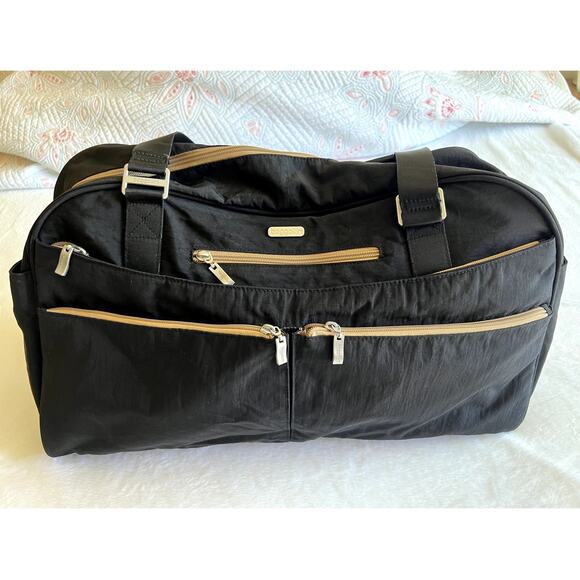 Baggallini Deluxe Fifth Avenue weekender bag Black&Tan - Picture 1 of 12